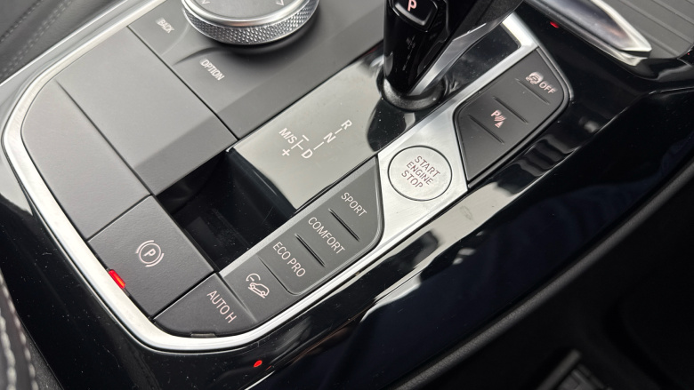 BMW X3 xDrive20i MHT M Sport 5dr Step Auto [Pro Pack] Petrol Estate